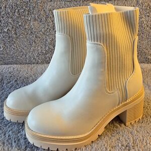 MIA Women's Alonza Ivory Ankle Boots,‎ Block Heel, Chunky Lug Sole, Size 8M NEW